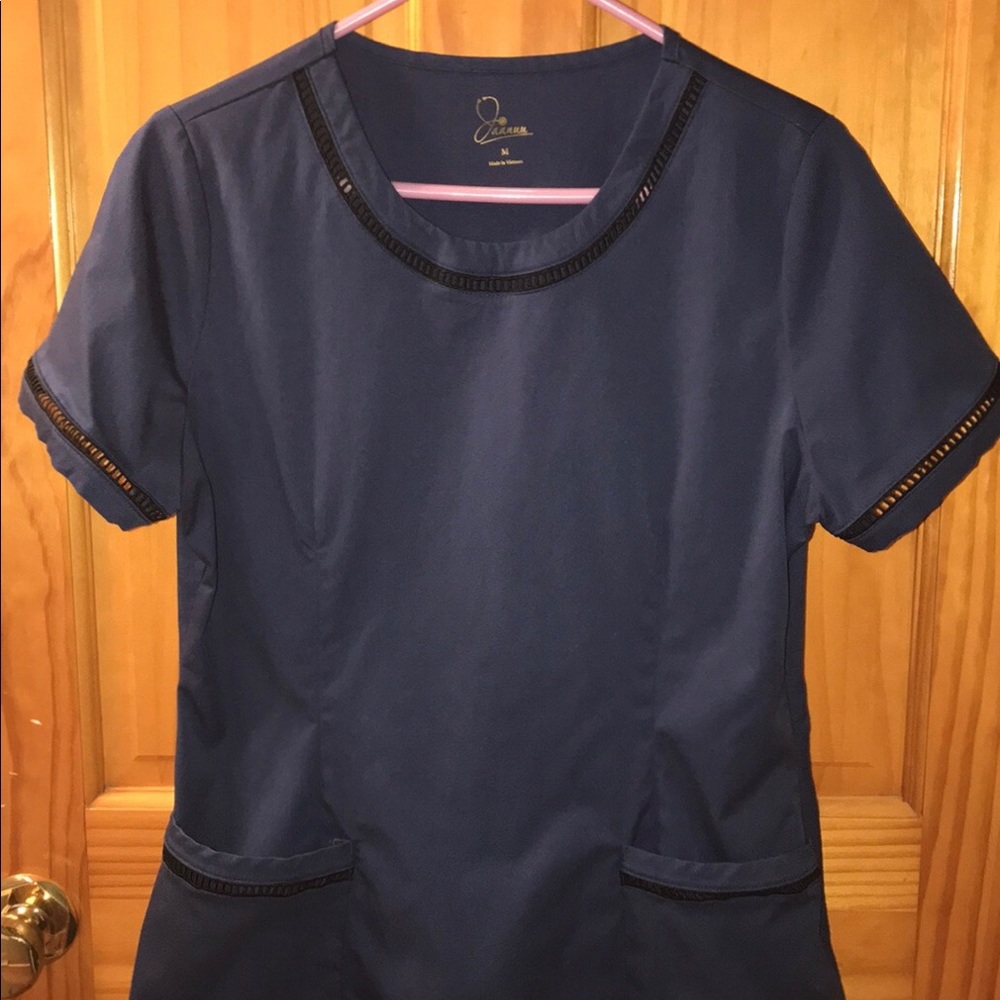 Jaanuu Ladder Scrub Top